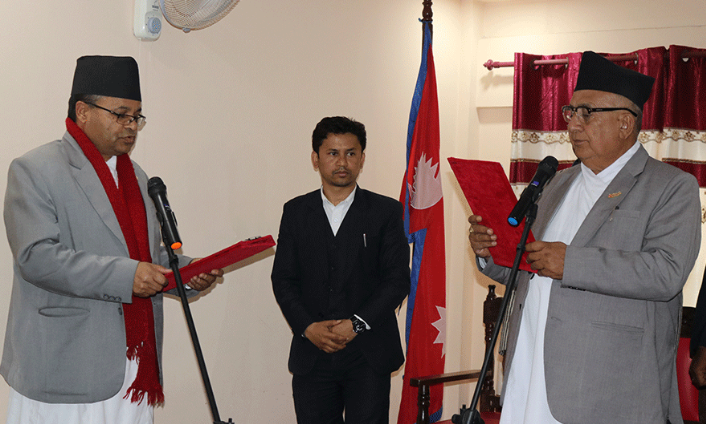 फुँयालले पद तथा गोपनीयताको शपथ लिए