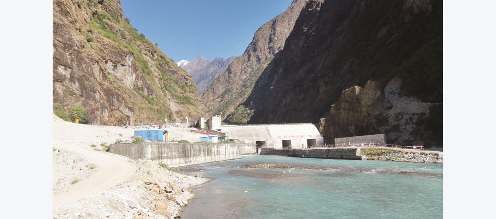 माथिल्लो तामाकोसी जलविद्युत् आयोजनाको बाँध तथा डिस्यान्डर बेसिनको परीक्षण सुरु