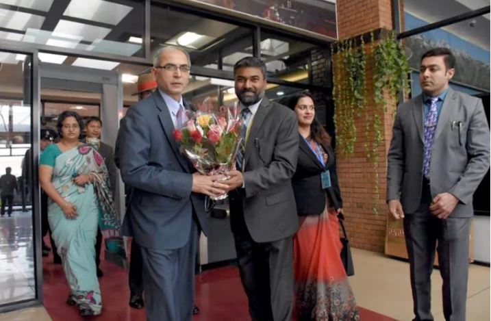 नेपालका लागि नवनियुक्त भारतीय राजदूत क्वात्रा काठमाडौ आइपुगे