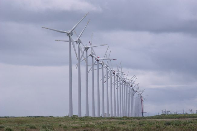 दाङमा स्वच्छ ऊर्जाका रूपमा मानिएको हावाबाट बिजुली निकाल्ने तयारी