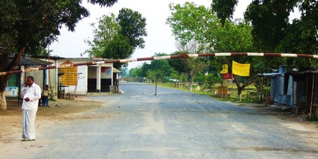 नेपालसँगको सीमा बन्द छैन, प्रमुख नाका मात्र खुला