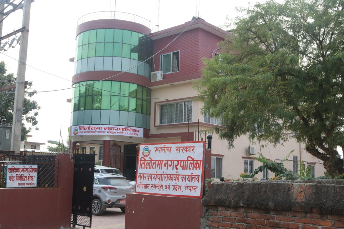 ‘लकडाउन’ अवधिमा चामल, दाल र नुन बाँड्ने निर्णय