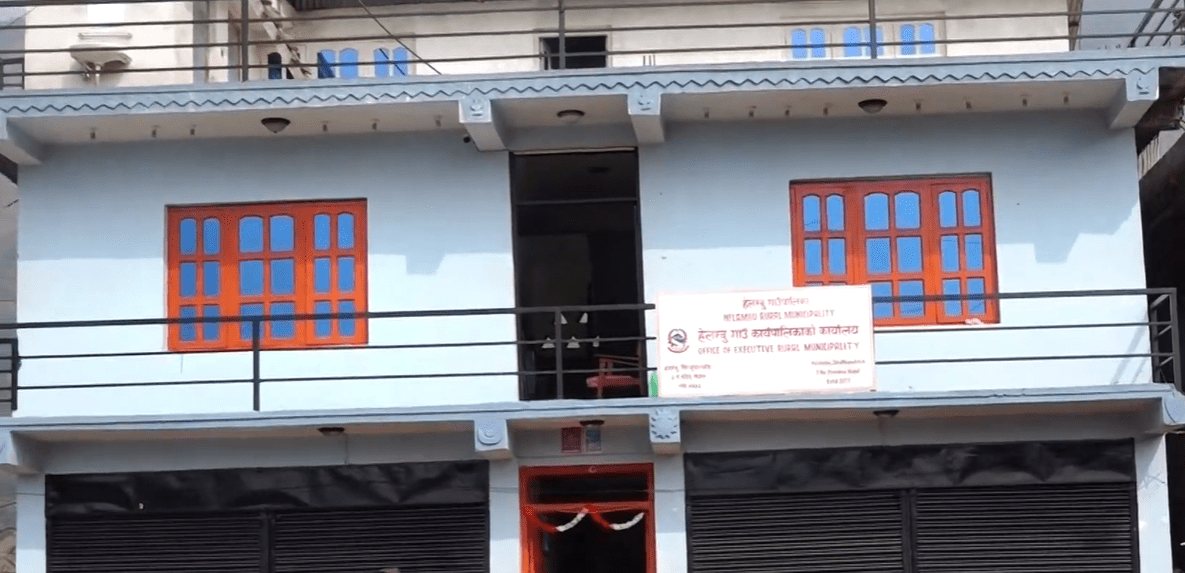 हेलम्बुमा एक जना शिक्षक सम्पर्क विहिन, खोजी कार्य जारी