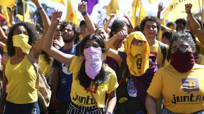 ब्राजिलमा राष्ट्रपति जैर बोल्सोनारोको विरोधमा जनप्रदर्शन