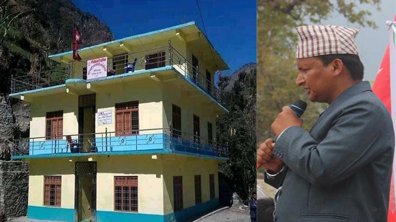 नौगाड गाउँपालिकाले दीर्घरोगीहरुलाई  ५० हजार रुपैयाँ उपचार खर्च उपलब्ध गराउँदै