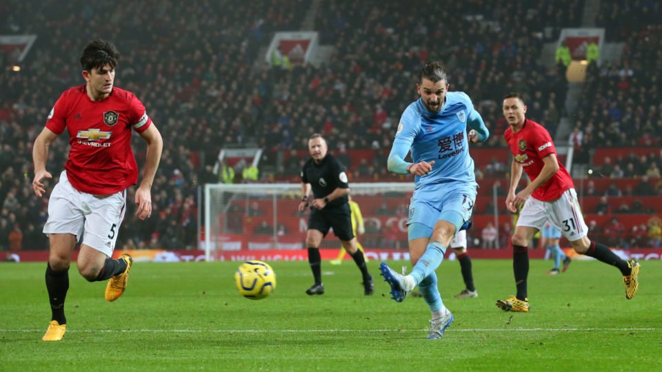 प्रिमियर लिग फुटबलमा बर्नले विरुद्ध म्यानचेष्टर सिटीको शानदार जित