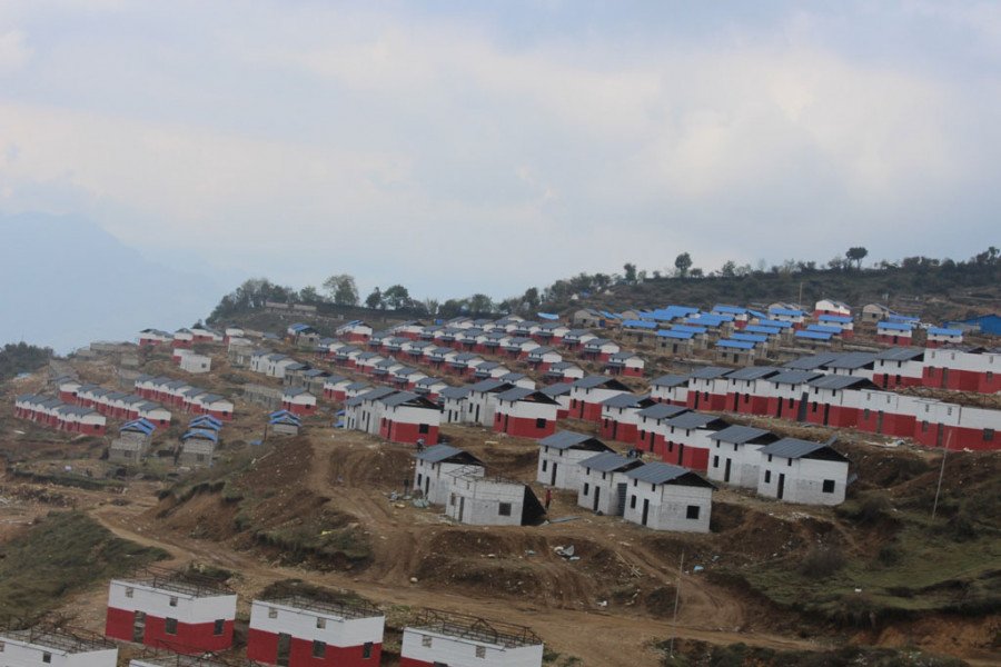 एनआरएनएले निर्माण गरेको एकीकृत नमुना बस्तीको झ्यालढोका प्लास्टिकको