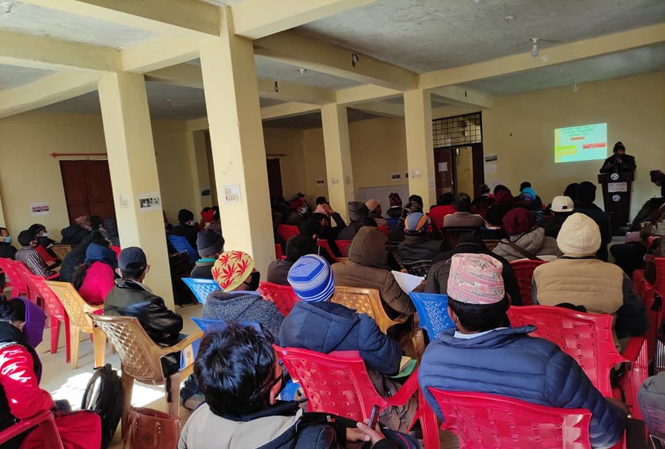 नौगाड गाउँपालिकामा ३ दिने पाठ्यक्रम कार्यशाला गोष्ठिको उद्घाटन, अध्यक्ष भन्नुहुन्छ ‘शिक्षामा देखिएका समस्या सामाधान गर्छौ’