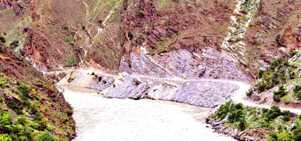 राष्ट्रिय गौरवको आयोजनाअन्तर्गतको कर्णाली कोरिडोर निर्माण तीव्ररूपमा