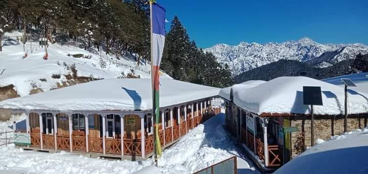 हिमपात भएपछिको हेलम्बु हेर्नुहोस् तस्विरमा – फोटो कथा