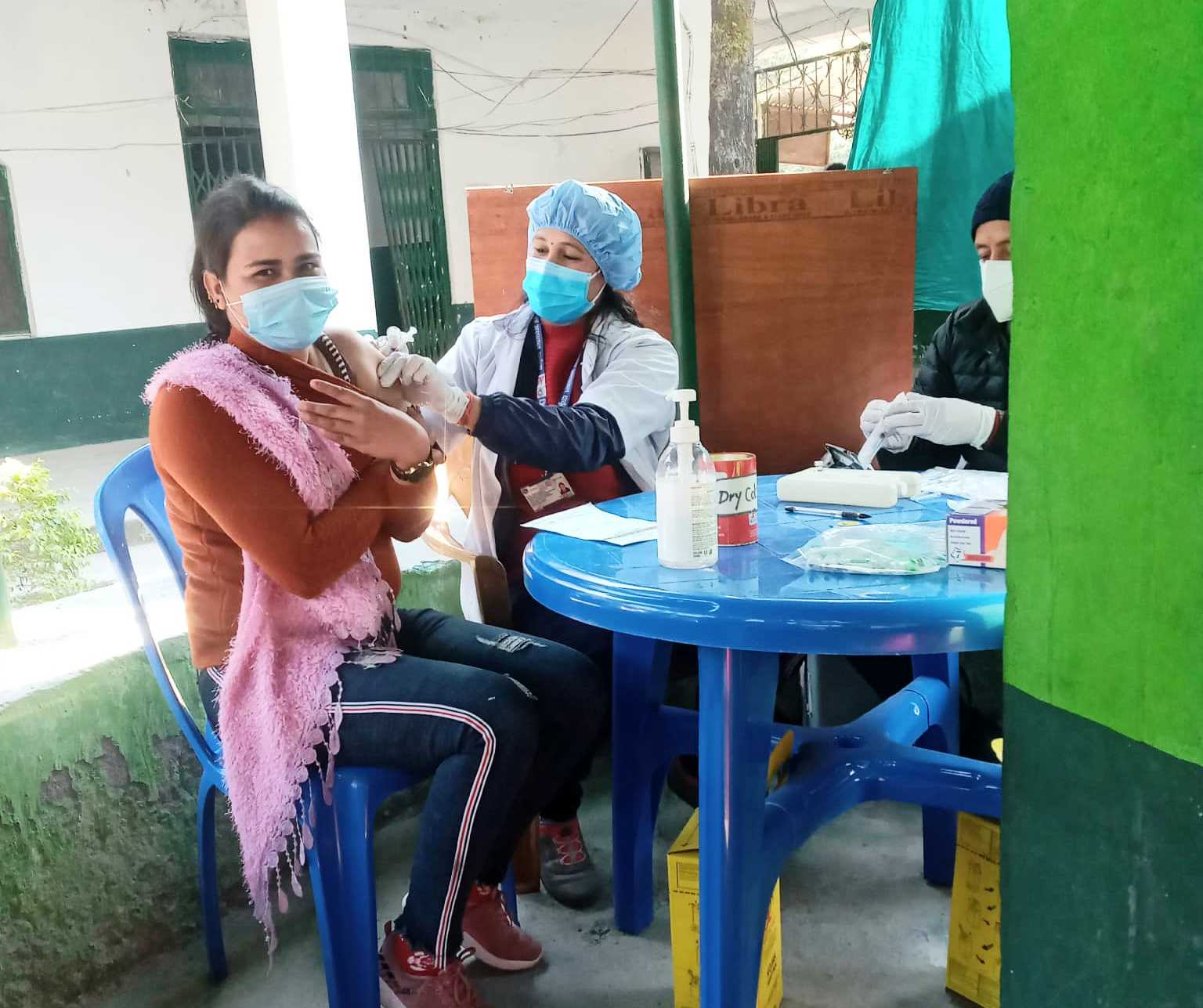 सुदूरपश्चिममा १९ प्रतिशतले लगाए कोरोना खोप