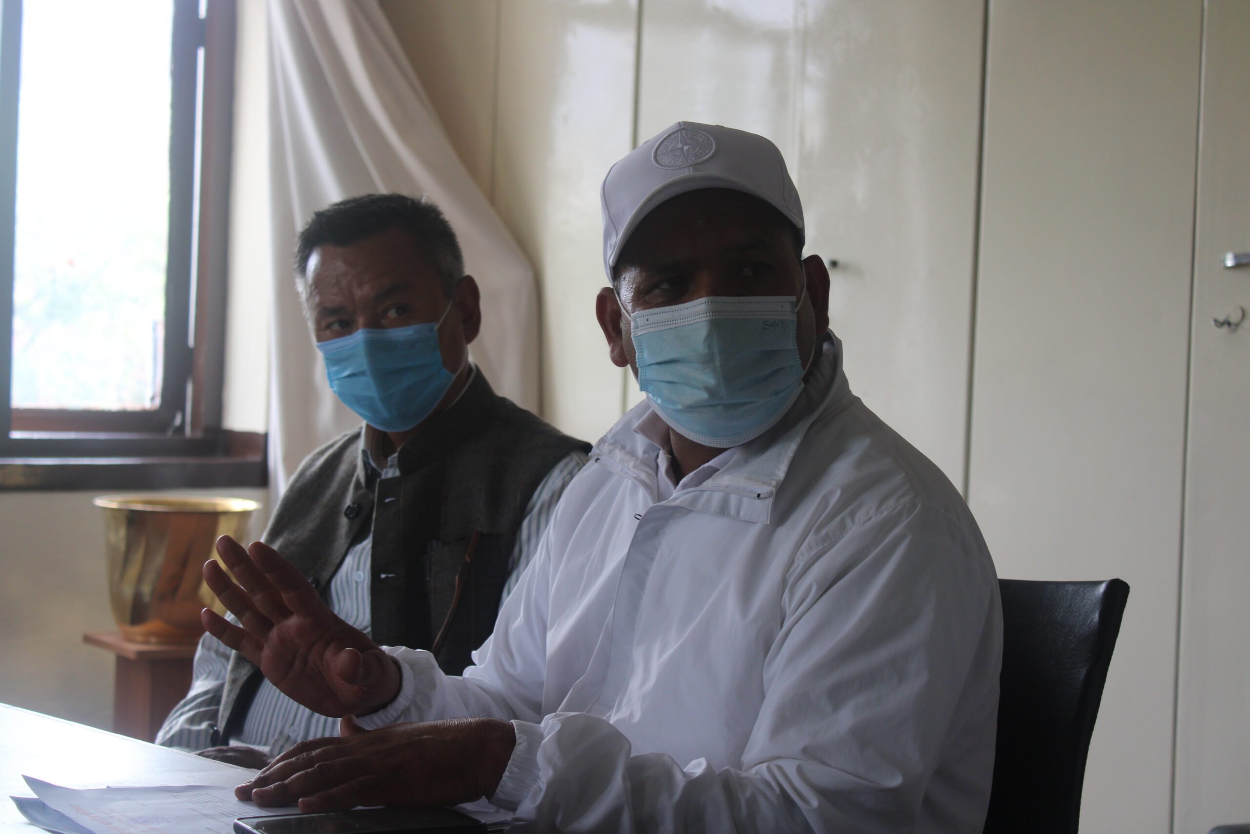 मालिकार्जुन गाउँपालिकाको बाँकु तमघाट झोलुङ्गे पुल यथाशिघ्र सक्न अध्यक्षको सस्पेन्सन बृजलाई पत्र