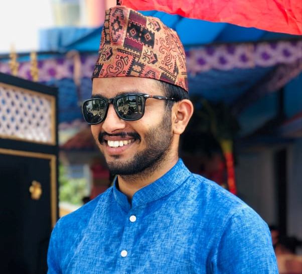 ‘बाल्यकालको लालटिन’