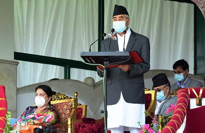 संविधानको रक्षा र कार्यान्वयनका लागि सरकार प्रतिबद्ध छ : प्रधानमन्त्री