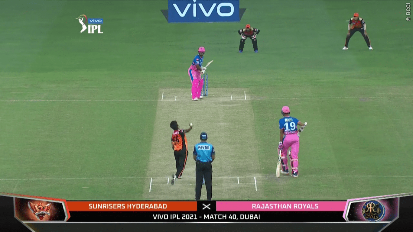 आईपीएल : हैदरावाद विजयी, राजस्थान ७ विकेटले पराजित