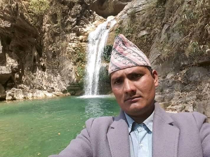 शुक्लाफाँटा–८ का वडाध्यक्ष महराले बैठक भत्ताको रकमबाट खेलकुदका सामग्री खरिद गरे