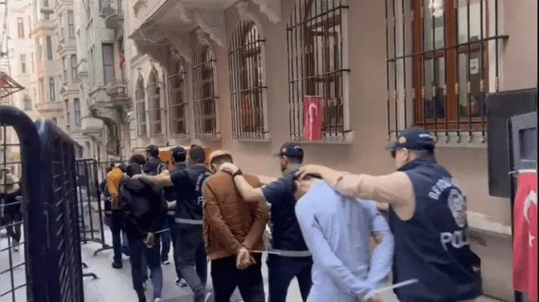 टर्कीमा ४ नेपालीलाई ६ पाकिस्तानीले अपहरण गरेपछि…