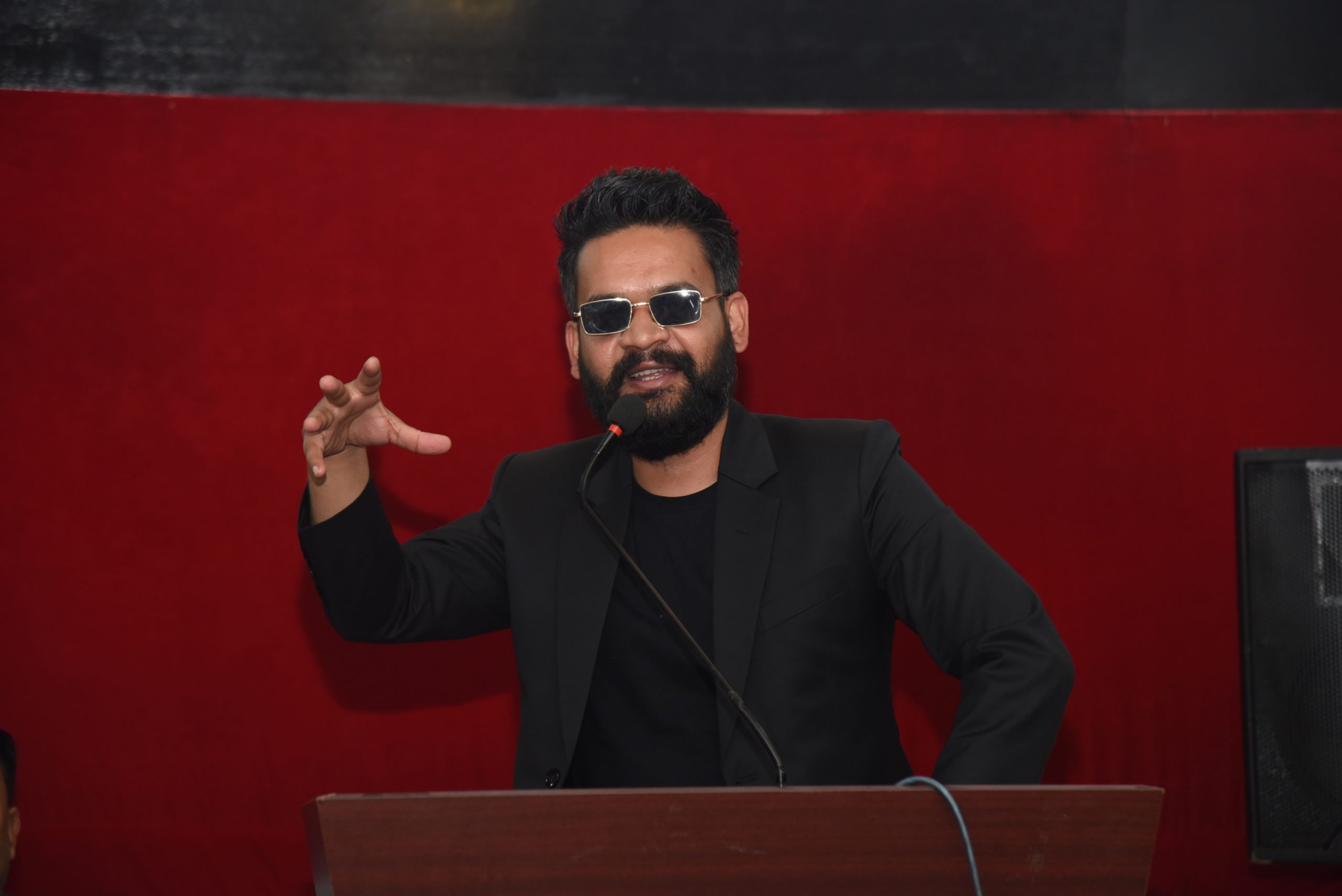 आयोगलाई बालेनको जवाफ : लौरो अभियानसँग मेरो कुनै सम्बन्ध छैन, कारबाही गर्न माग