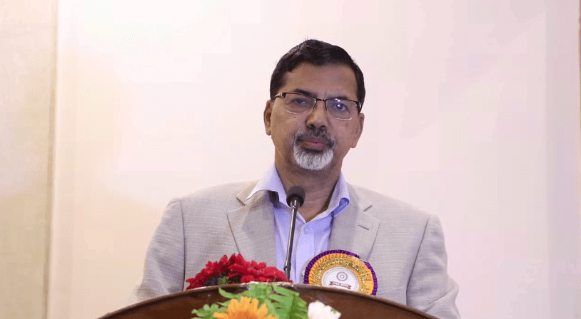 शाखा अधिकृतको तलब एक लाख हुनुपर्छ : अर्थमन्त्री शर्मा