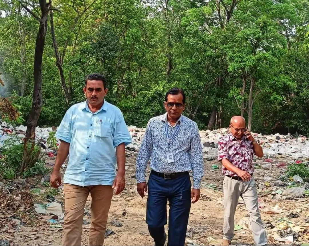 शुक्लाफाँटामा अघि बढ्यो फोहर व्यवस्थापन निर्माणको काम