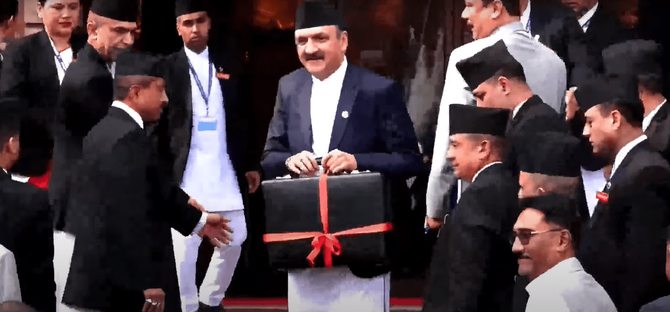 सरकारद्वारा १७ खर्ब ५१ अर्ब ३१ करोड रुपैयाँको  बजेट घोषणा