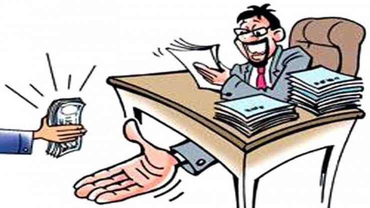 देश खोक्रो बनाएर भ्रष्ट्राचार गर्नेहरुको सम्पत्ति छानबिन होस् र कानुनको दायरामा ल्याइयोस् !