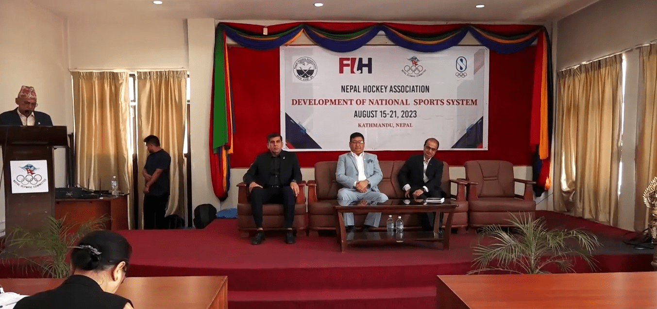 एक साताको हक्की सोलिडारिटी कार्यक्रम शुरु