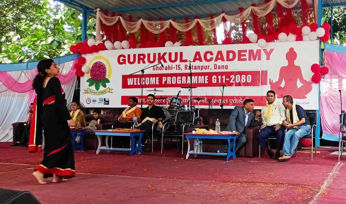 गुरुकुल एकेडेमीको कक्षा ११ का बिद्यार्थिहरुको स्वागत