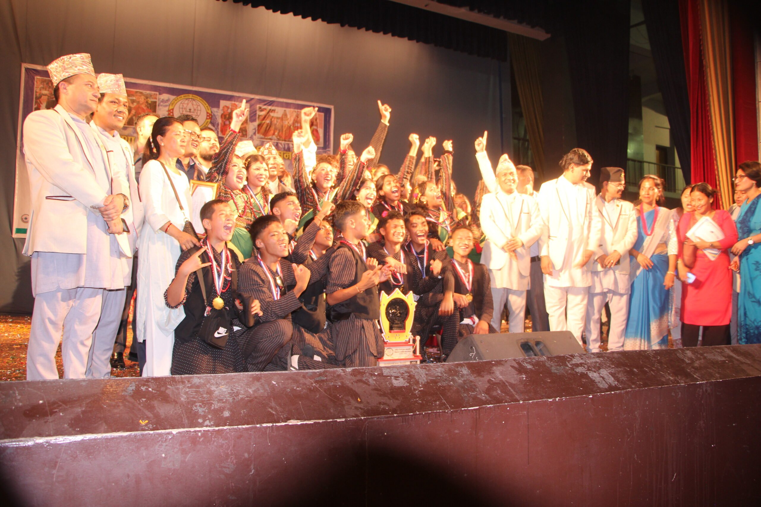 नेशनल प्याबसन काठमाडाैंले आयोजना गरेकाे नृत्य प्रतियोगितामा माउण्ट ग्लोरी स्कुल प्रथम