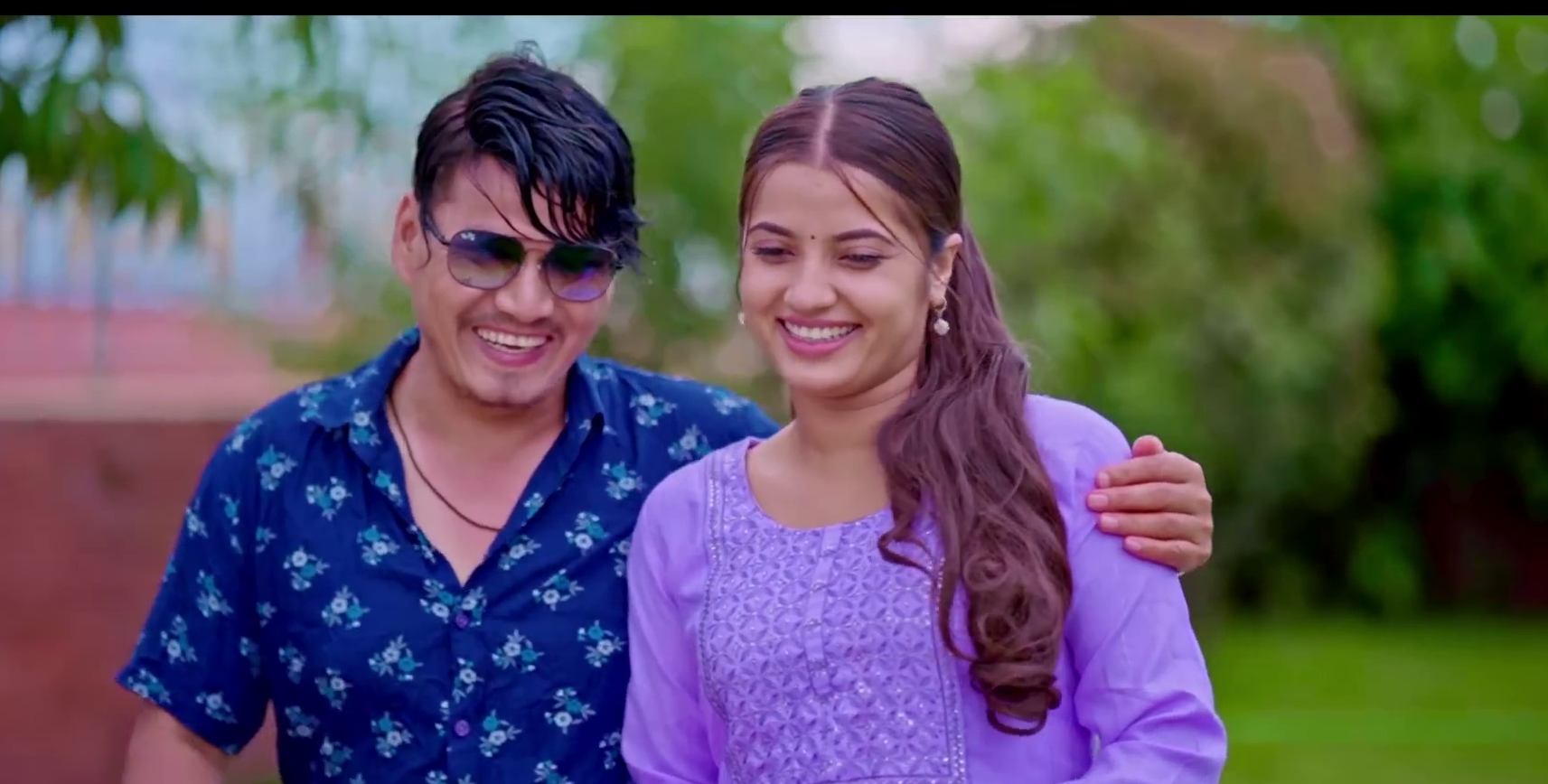 गायिका सिम्रन र राजन कार्कीको स्वरमा ‘पारी ठुली भिर’सार्वजनिक