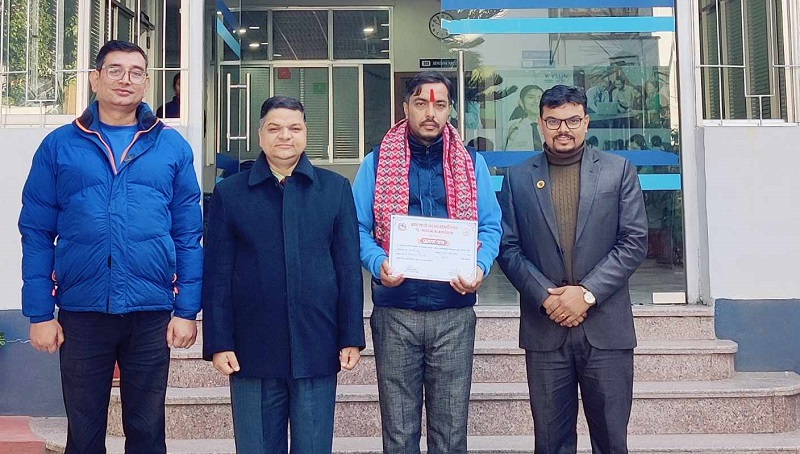 महानगरस्तरीय शिक्षक कविता प्रतियोगितामा भ्याली भ्यू स्कुलका पौडेल प्रथम