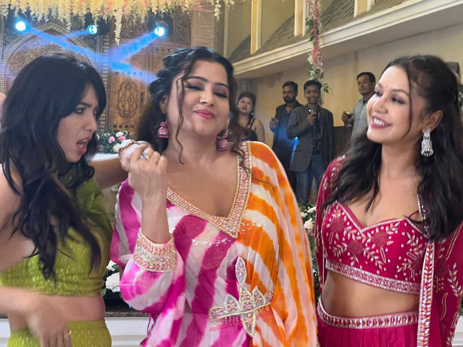 रेखा थापाको सिनेमा ‘उपहार’को दोस्रो गीत सार्वजनिक