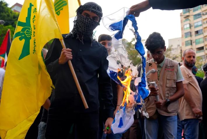 गाजामा आक्रामण गरिरहे इजरायल माथी आक्रामण गरिरहने हिजबुल्लाहको चेतावनी