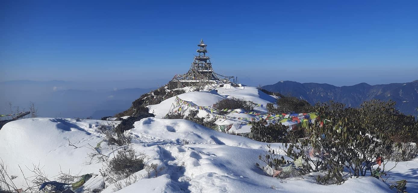 हिउँले सिंगारिएको आमायाङ्ग्री (फोटोफिचर)