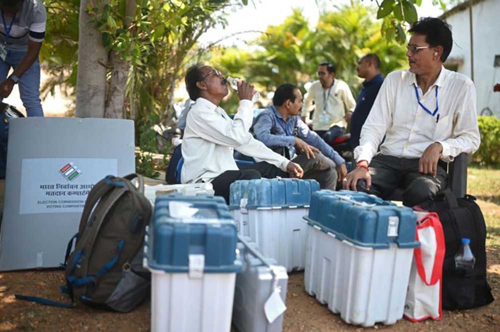 भारतको लोकसभाको पहिलो चरणको मतदान आज