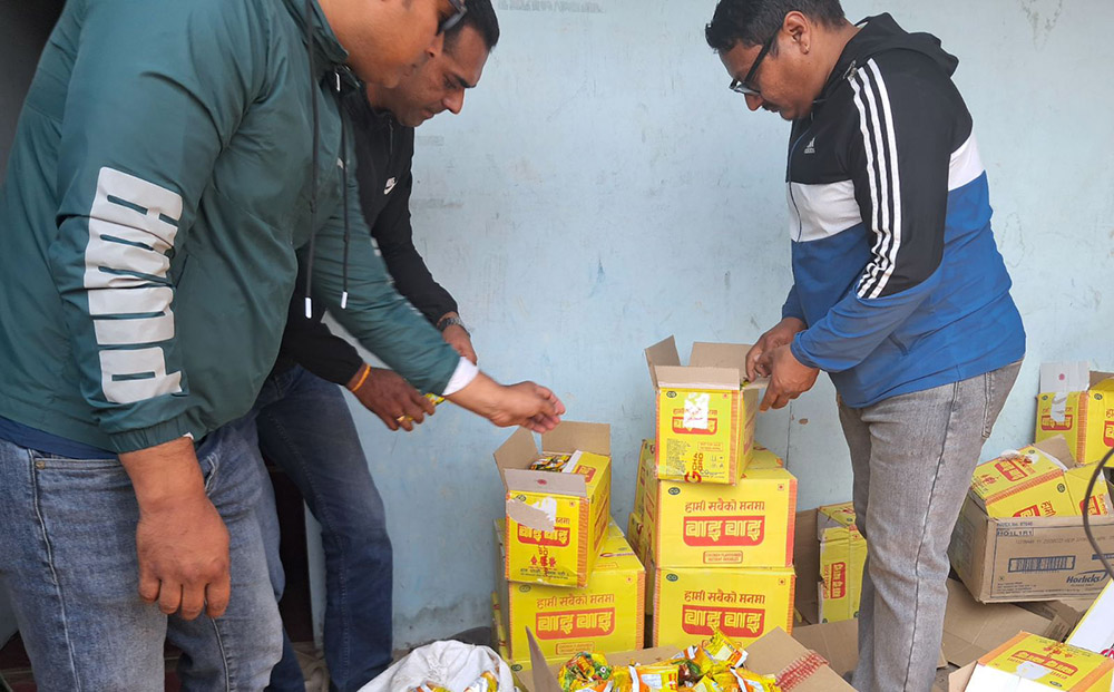 बजारमा निम्न गुणस्तरको वाई वाई चाउचाउ, महानगरले चौधरी ग्रुपलाई तिरायो २ लाख