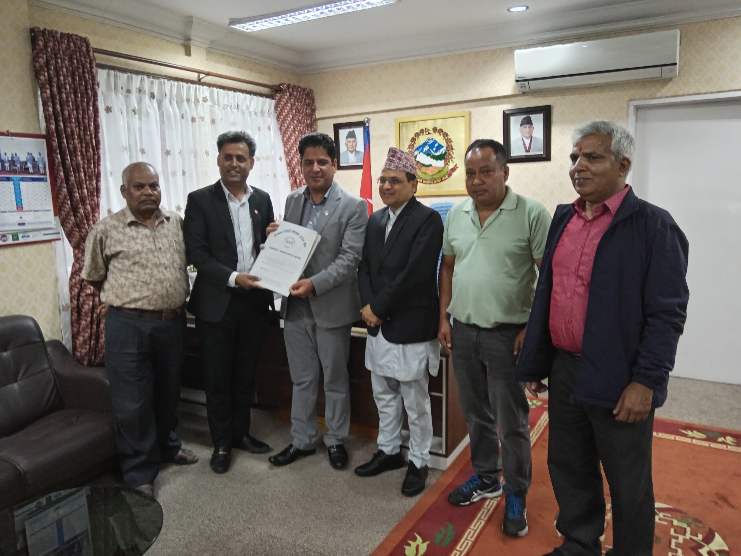 तयारी पोशाक निर्यातका विषयमा सरकार गम्भिर छः मन्त्री भण्डारी