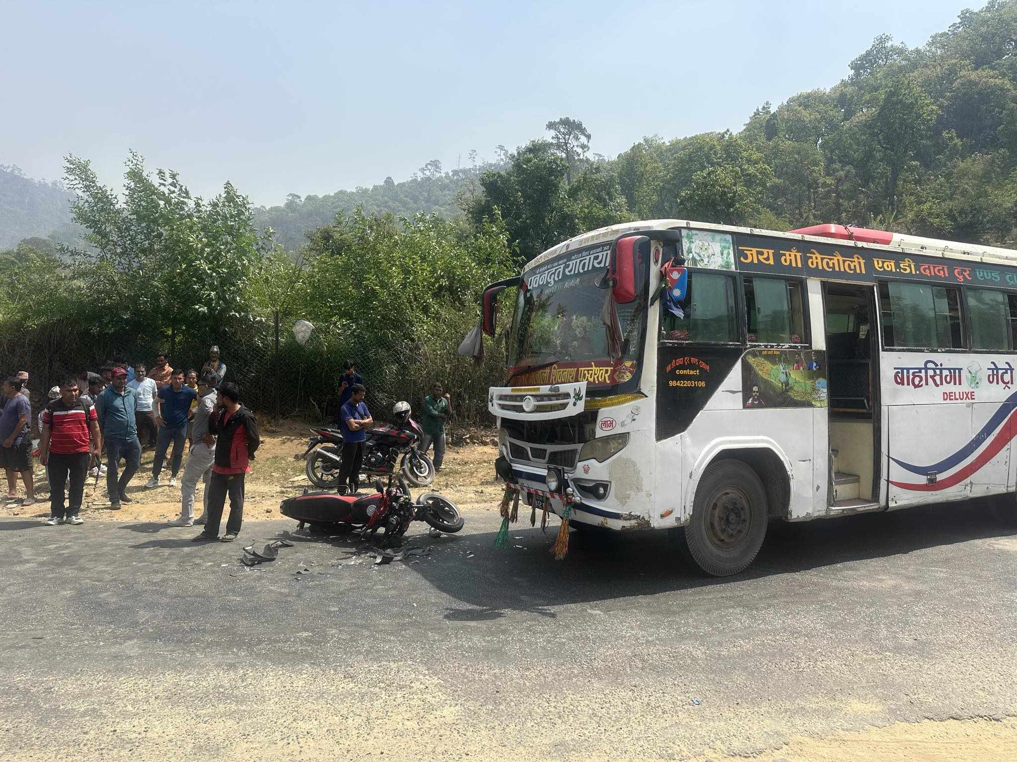 मोटरसाइकल दुर्घटनामा डडेल्धुराका एक पूर्व वडाध्यक्षको निधन, बस चालक फरार