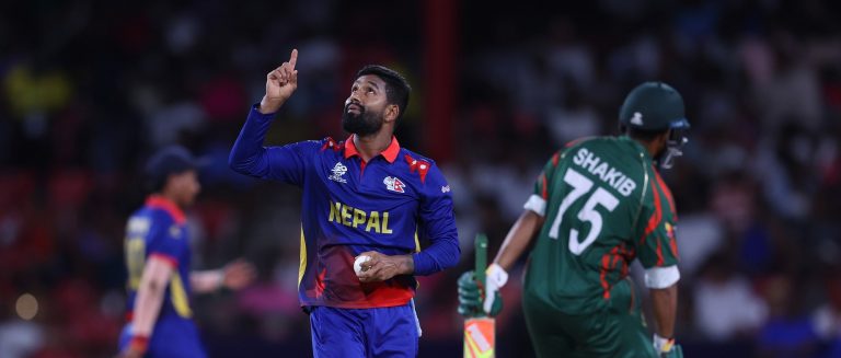 नेपालले बंगलादेशलाई १०६ रनमा अलआउट गर्‍यो