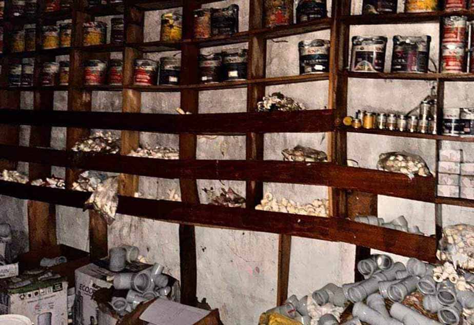 गौरस्थित हार्डवेयरमा आगलागी, लाखौंको सामान जलेर नष्ट