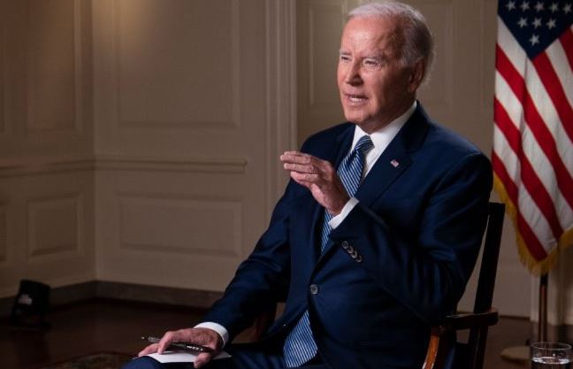 बाइडेनलाई उम्मेदवारी छोड्न चन्दादाताको दबाब