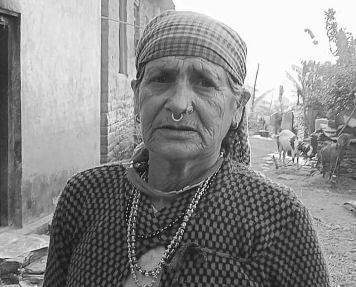 दार्चुलामा भिरबाट लडेर एक महिलाको मृत्यु