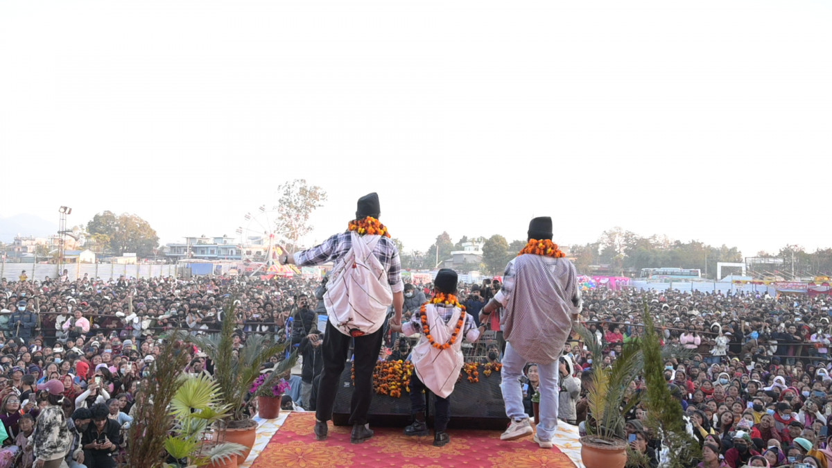 चलचित्र ‘मायावी’ को गीत ‘सितारा जडेको’ सार्वजनिक