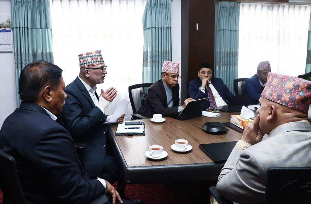 बजेटबारे शहरी र उर्जा मन्त्रालयसँग छलफल, संघीय महत्वका आयोजनहरुमा केन्द्रित हुन अर्थमन्त्रीको आग्रह