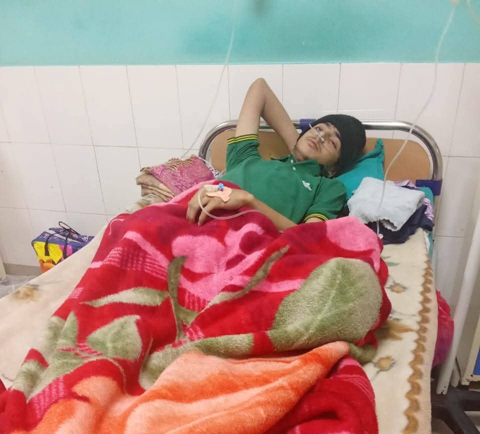 १७ वर्षीय मनोज जोशीको जीवनरक्षाका लागि सहयोगको अपिल