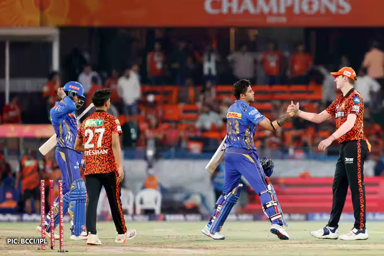 IPL : हैदराबादलाई ७ विकेटले हराउँदै मुम्बई तेस्रो स्थानमा उक्लियो