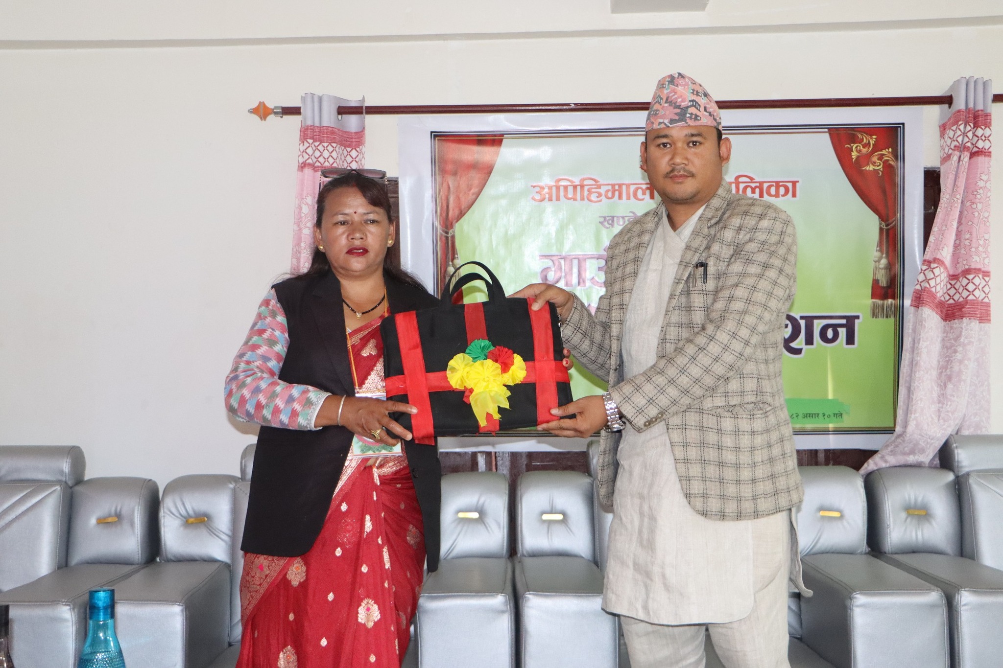अपिहिमाल गाउँपालिकाले सार्वजनिक गर्‍यो ४० करोड बढीको बजेट, शिक्षा, पूर्वाधार र स्वास्थ्यमा प्राथमिकता