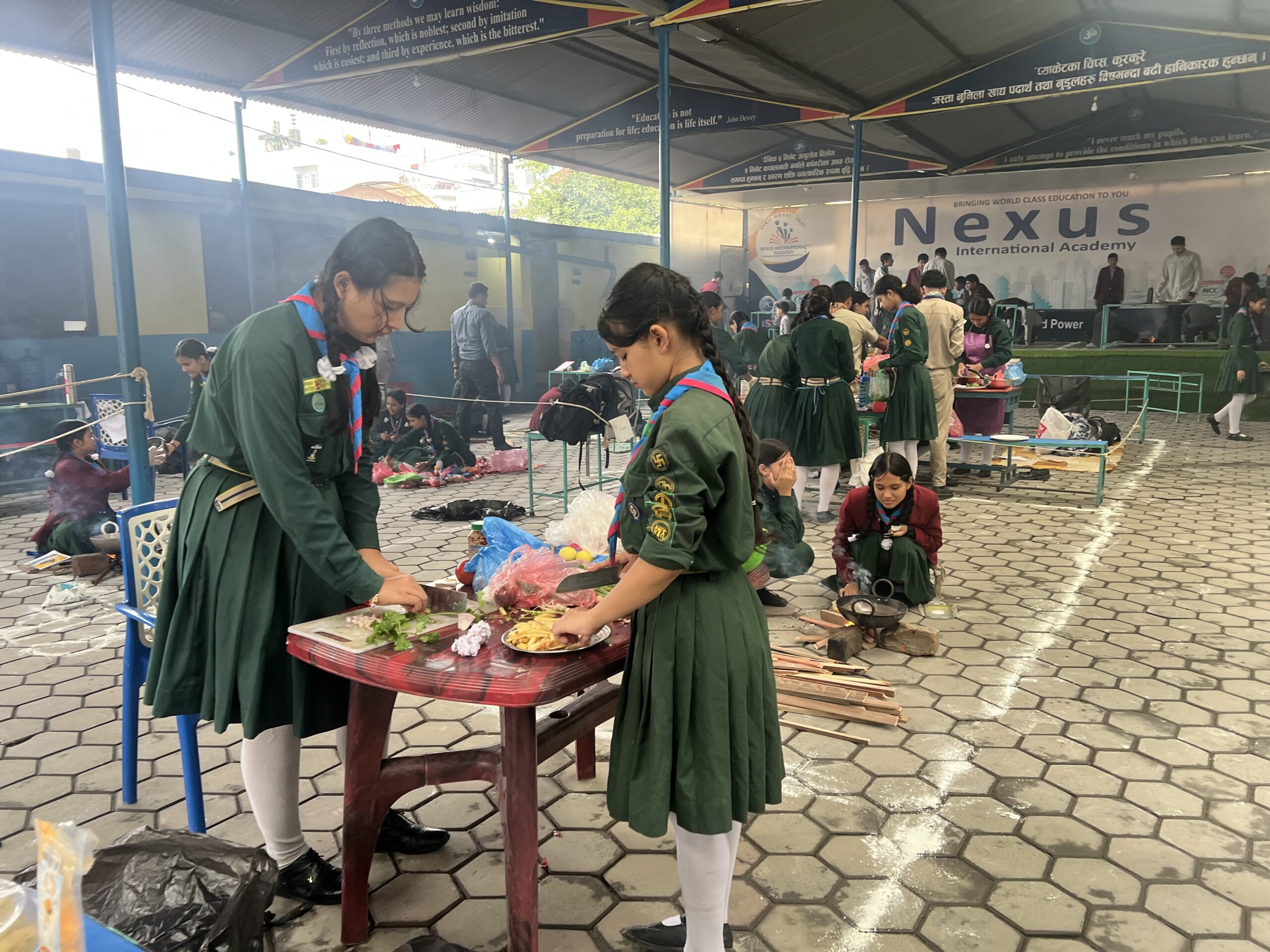 नेक्सस एकेडेमीका विद्यार्थीहरूले फुड फेस्टिभलमा प्रदर्शन गरे मौलिक परिकार