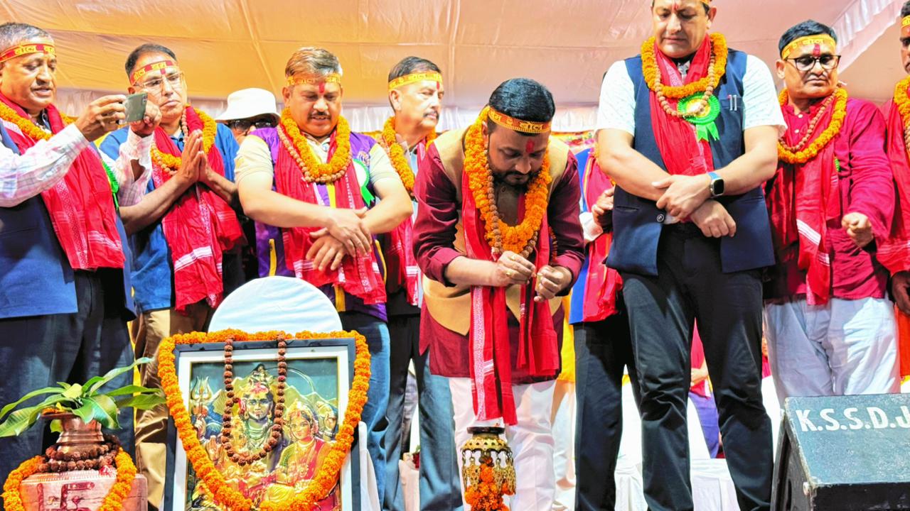 बोलबम लगायतका मौलिक परम्पराको जगेर्ना गर्न सरकार पूर्ण रूपमा प्रतिबद्ध छ : मन्त्री यादव