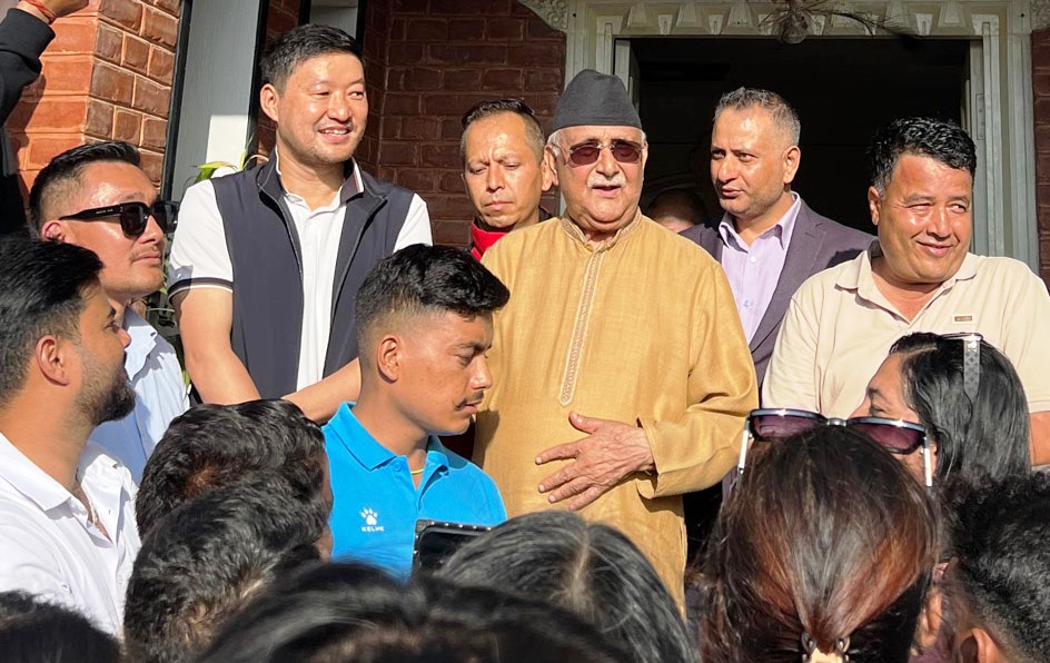 ओलीको राहदानी रोक्का गर्न सिफारिसप्रति एमालेको आपत्ति